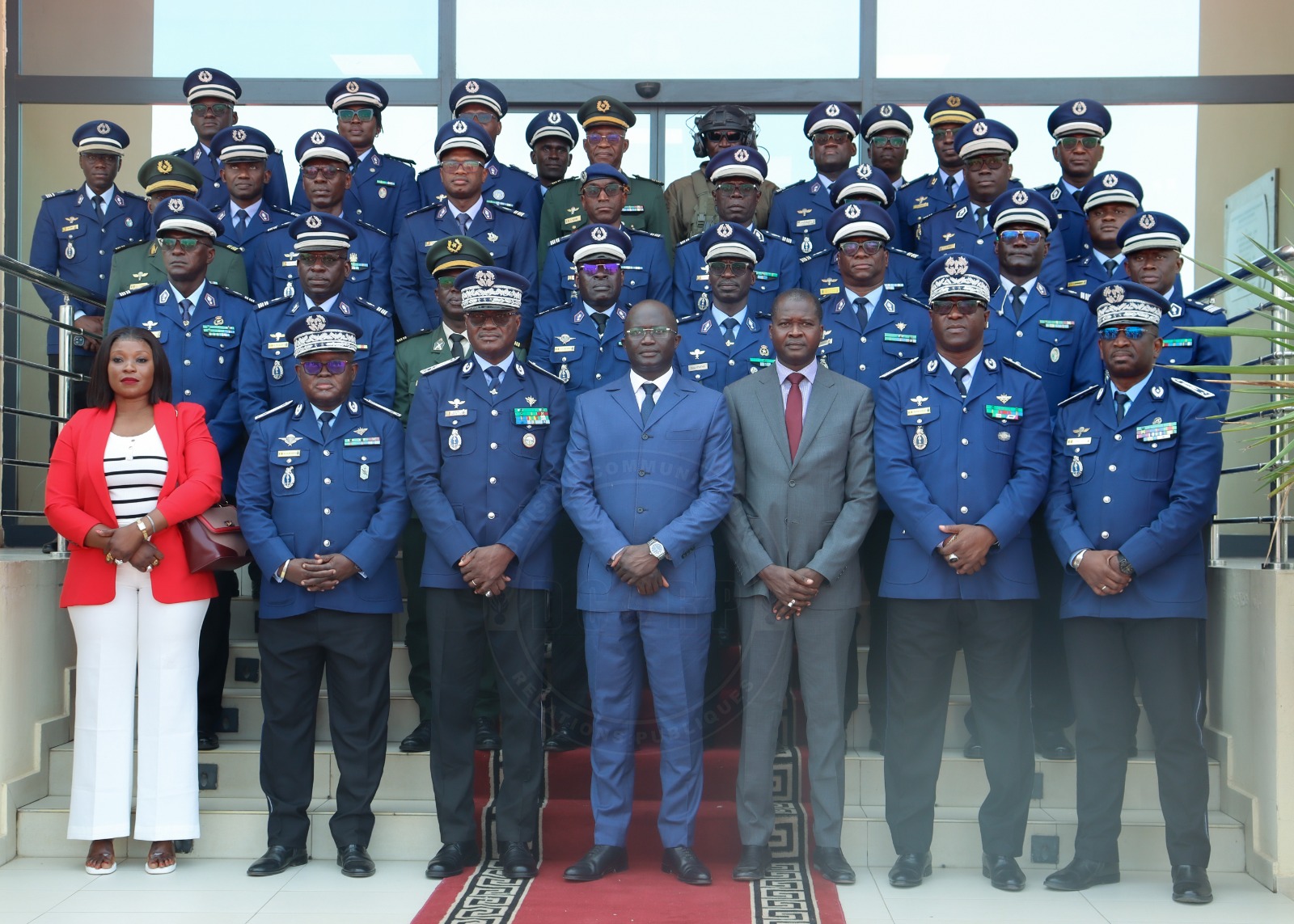 Visite de prise de contact du ministre des forces armées à la Gendarmerie nationale - Image 2